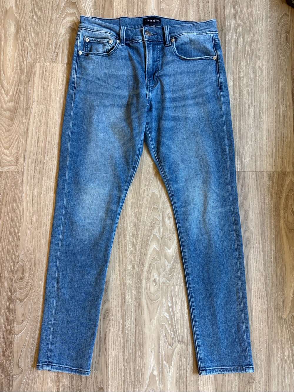 Lucky Brand 411 Athletic Taper Jeans Mens 30x30 Stretch Medium Wash
